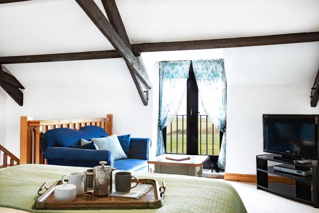 Downe Cottages Hartland Zewnętrze zdjęcie