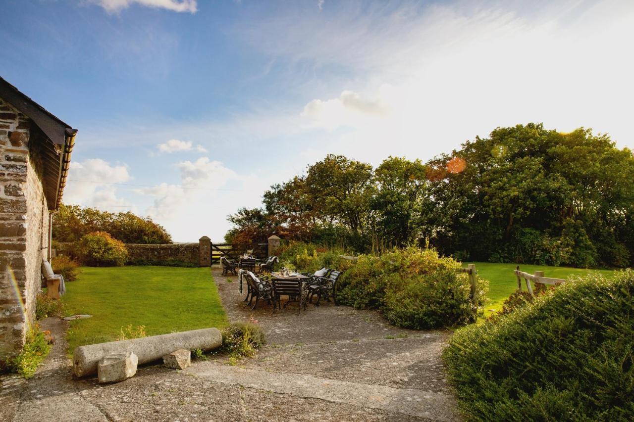 Downe Cottages Hartland Zewnętrze zdjęcie